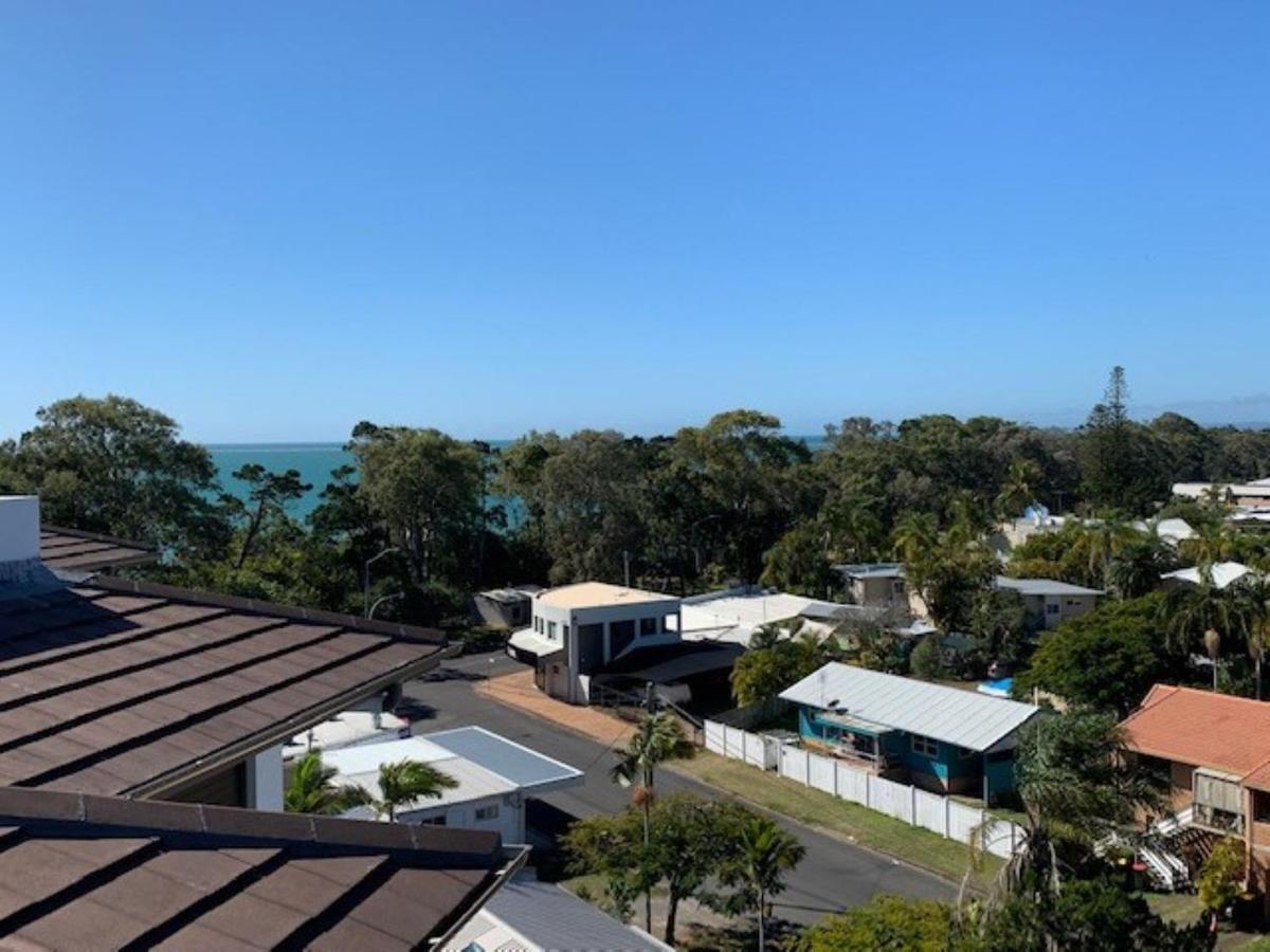 Grand Mercure Allegra Hervey Bay Exterior photo View of the bay from the town