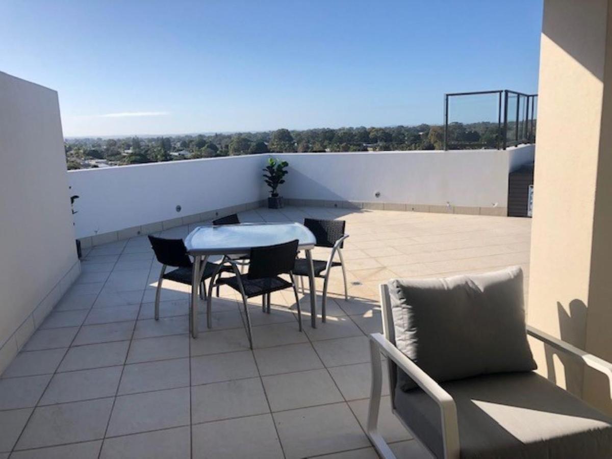 Grand Mercure Allegra Hervey Bay Exterior photo Rooftop terrace
