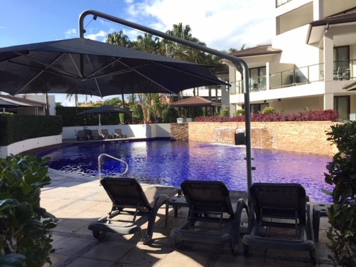 Grand Mercure Allegra Hervey Bay Exterior photo The swimming pool at the hotel